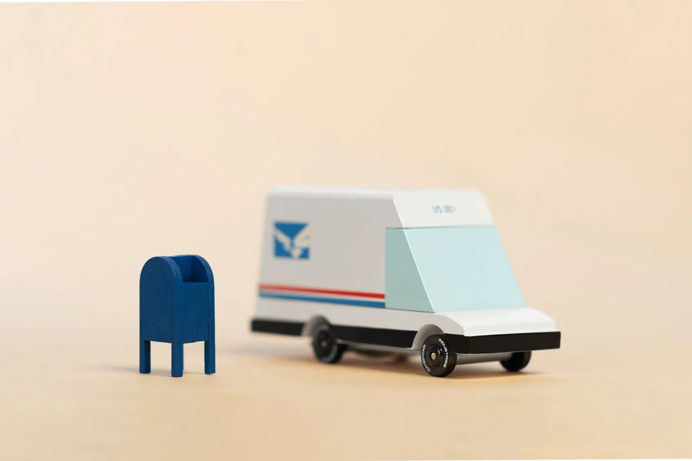 Candylab Candyvan Futuristic Mail Van