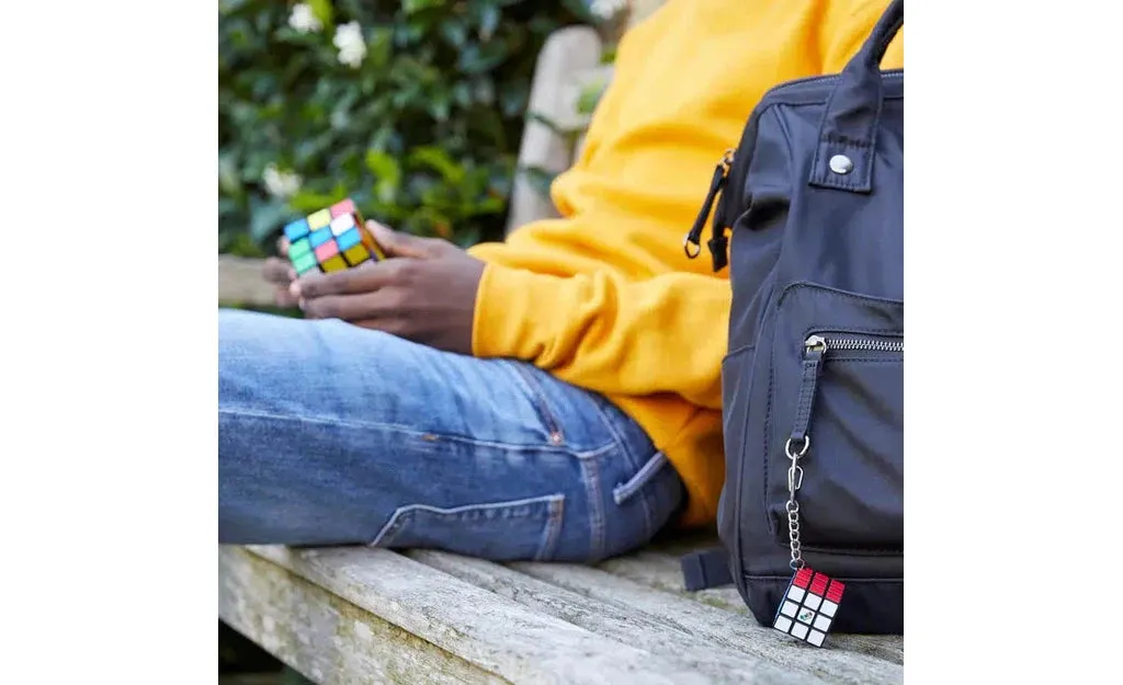 Rubik’s Classic Pack (3x3 Cube and 3x3 Keyring)
