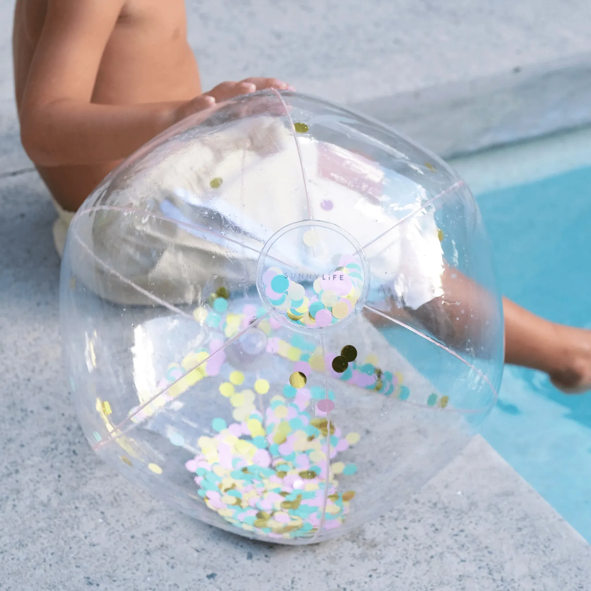 SUNNYLiFE Inflatable Beach Ball Confetti Multi